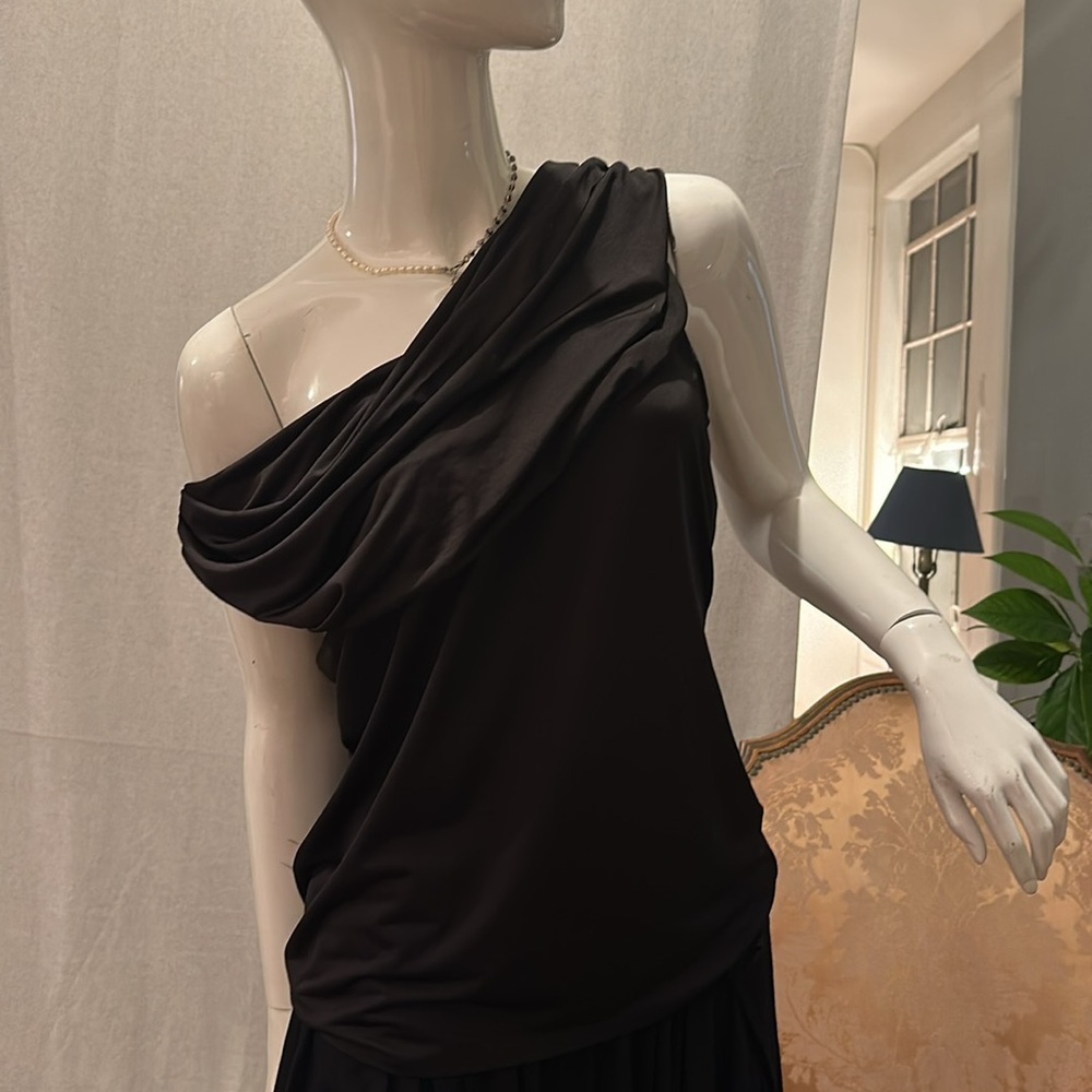 Silky Smooth satin jerseyy Off shoulder Cowl neck Sleeveless top